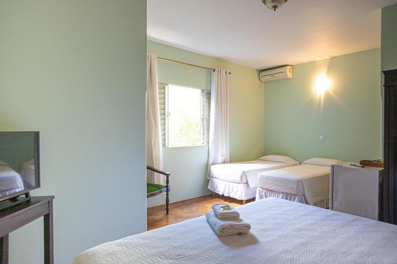 Casarao Hotel Brotas Bagian luar foto