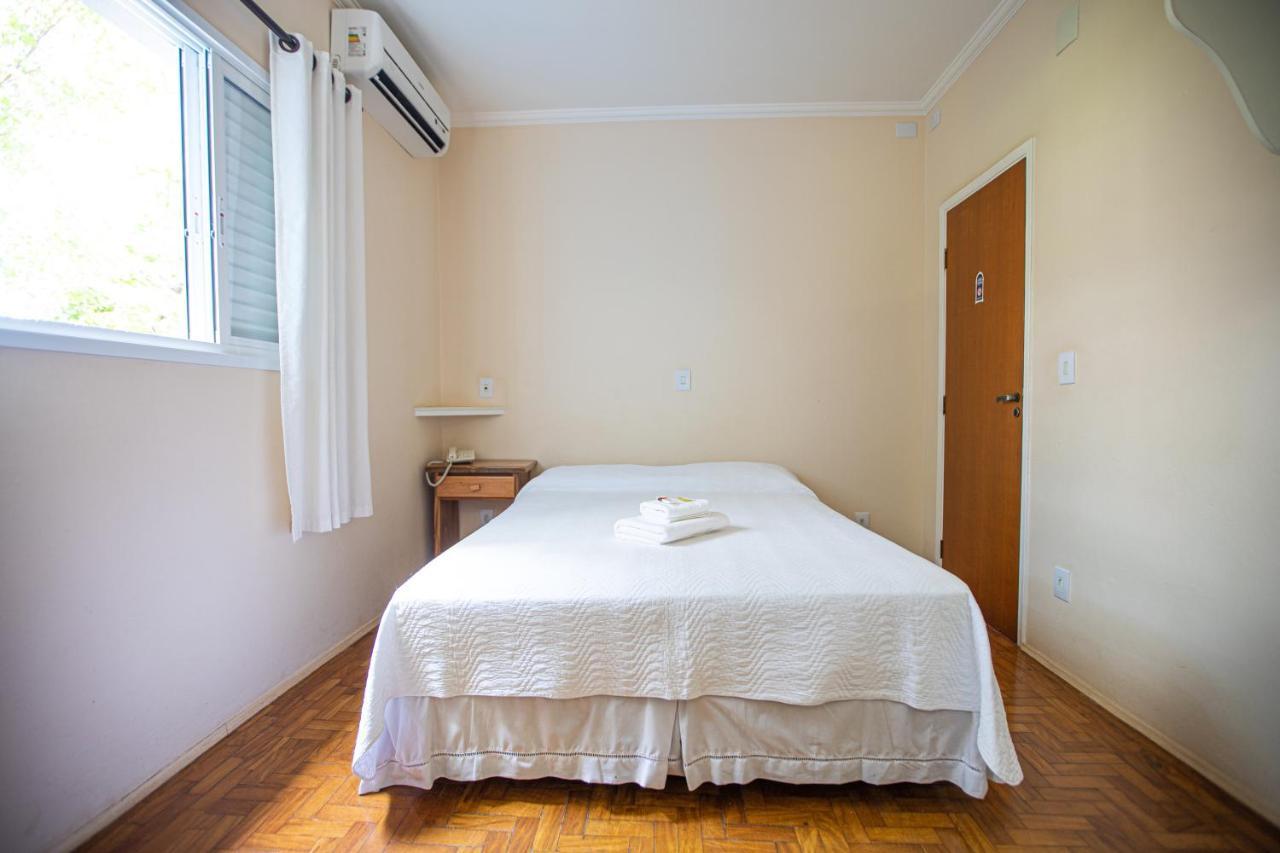 Casarao Hotel Brotas Bagian luar foto