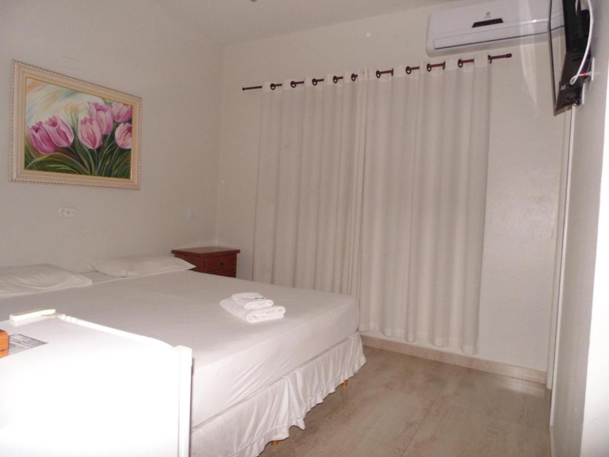 Casarao Hotel Brotas Bagian luar foto