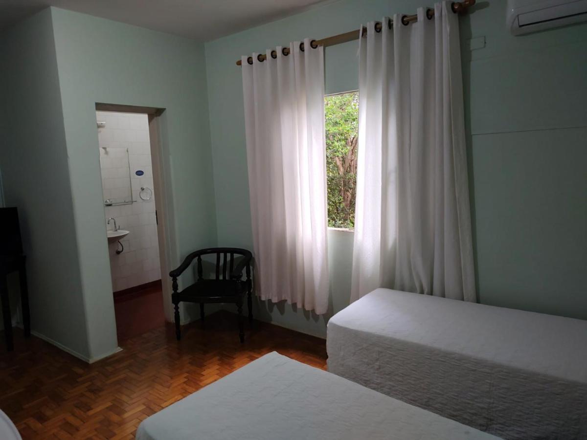 Casarao Hotel Brotas Bagian luar foto